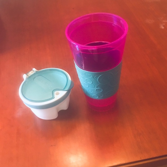snackeez Kitchen Snackeez Snack And Drink Cup Poshmark
